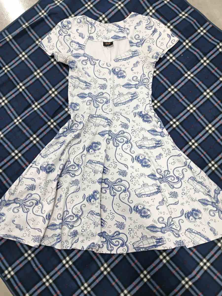 octopus dress - Round Rock, Texas - FleaMarketBay