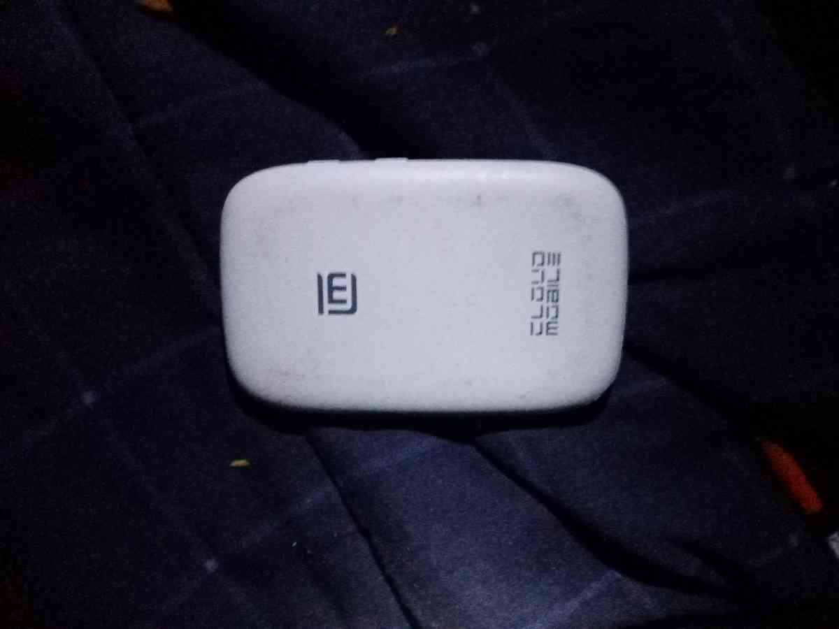 mobile hotspot sky 1 - Asheboro, North Carolina - FleaMarketBay