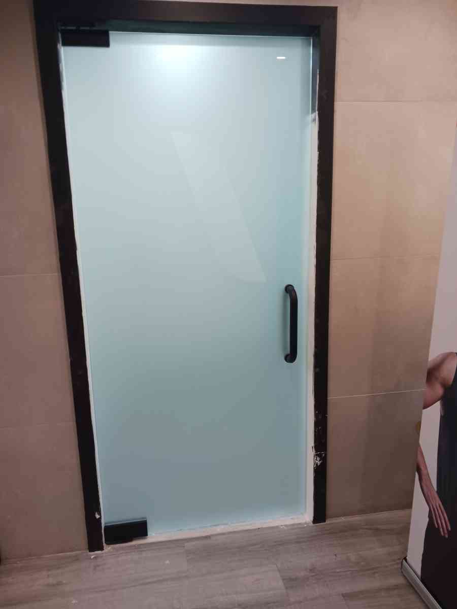 puertas de cristal - Altamonte Springs, Florida - FleaMarketBay