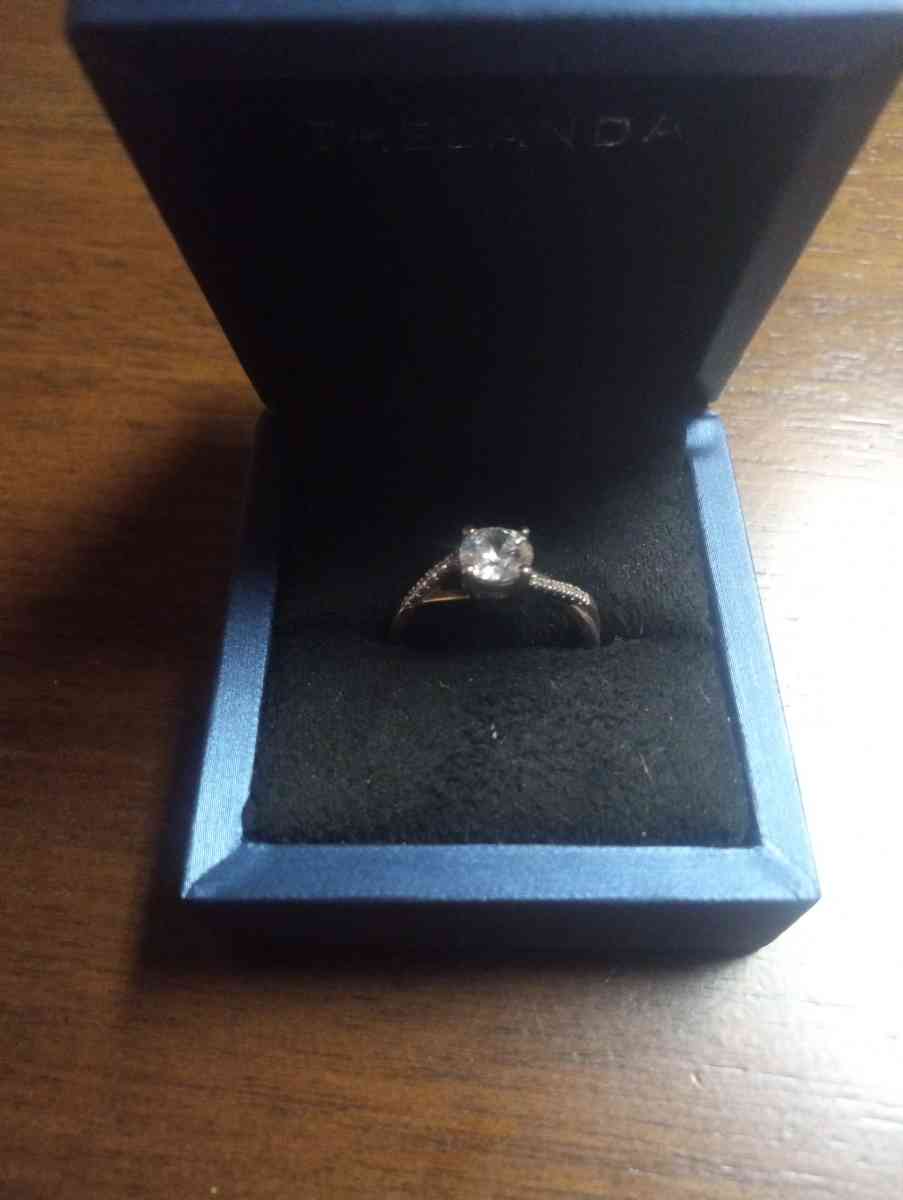 womens starling silver engagement ring sizes 7 - Charleston, Missouri - FleaMarketBay