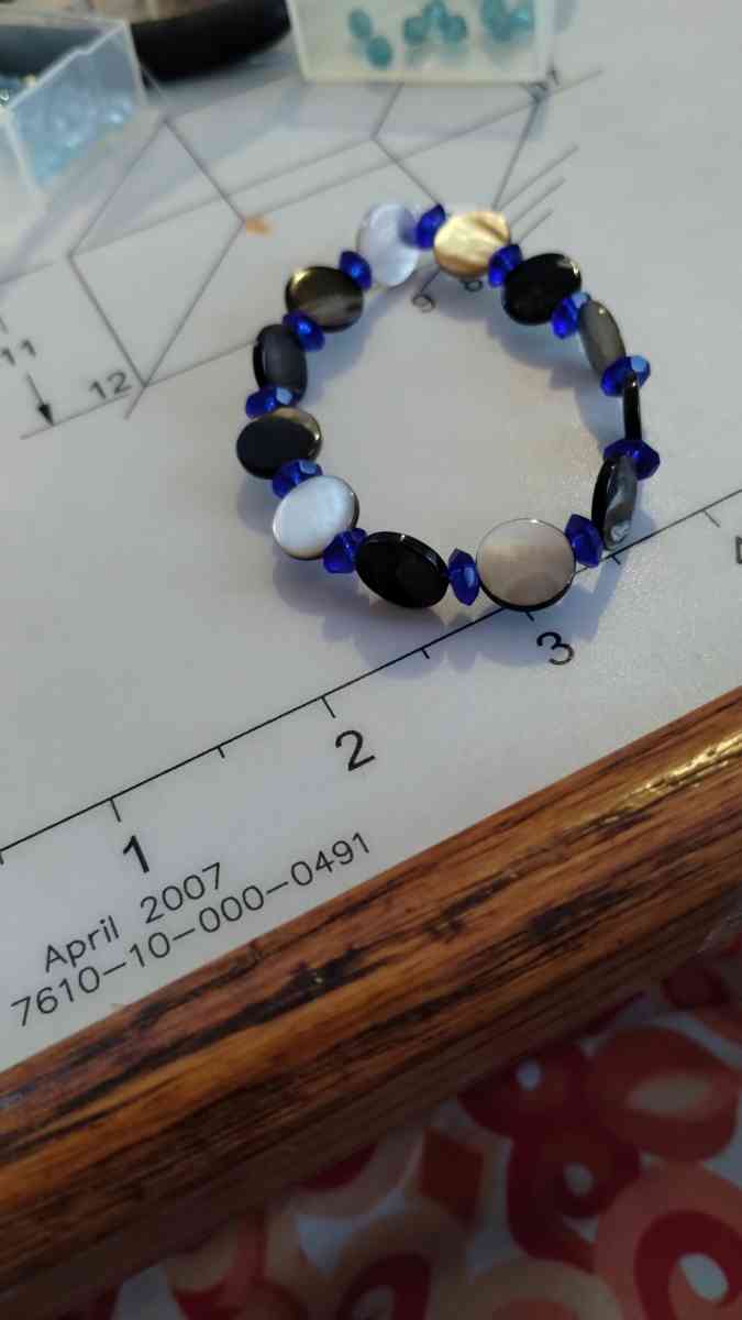 bracelets - Sneads Ferry, North Carolina - FleaMarketBay