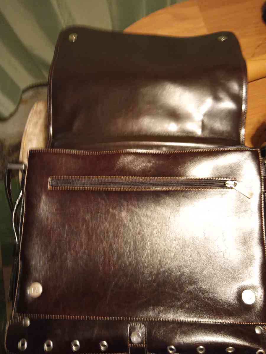 RinaRich by Gucci bag - Allen Park, Michigan - FleaMarketBay