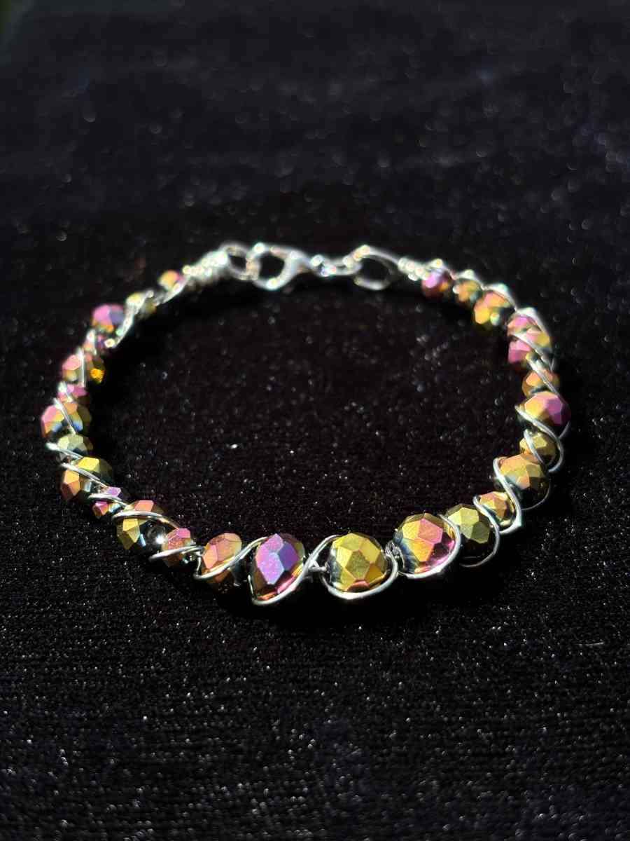 Handmade wire wrapped glass beaded bracelet - Tehachapi, California