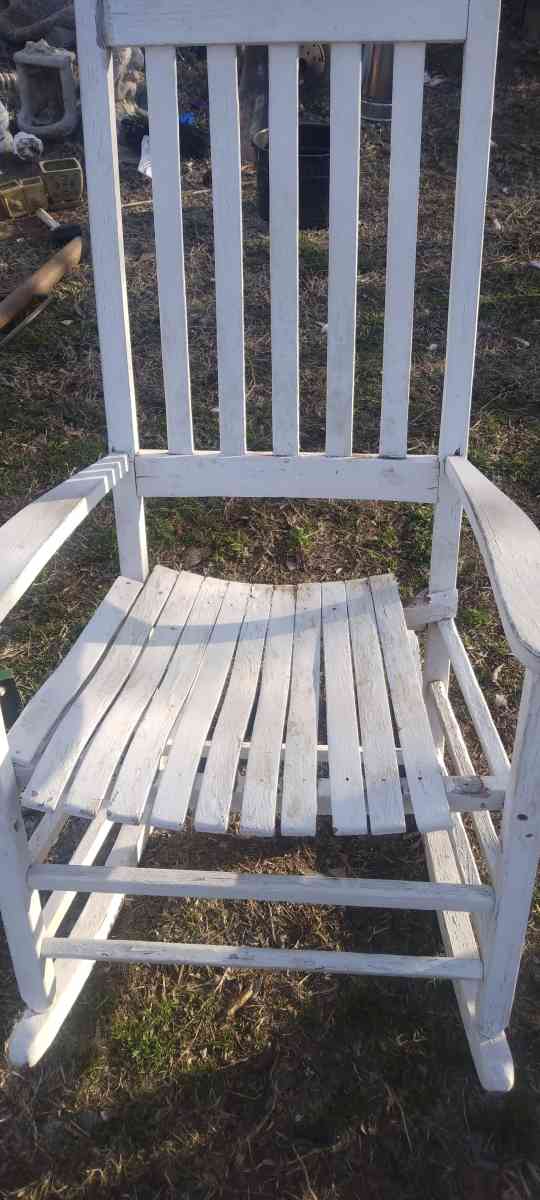 all three rocking chairs One price - Adair, Oklahoma - FleaMarketBay