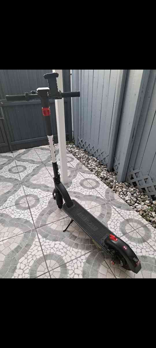 Scooters Electric - Hialeah, Florida