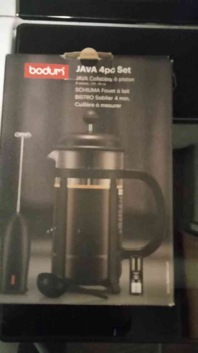 Java 4pc set coffee maker - Catasauqua, Pennsylvania
