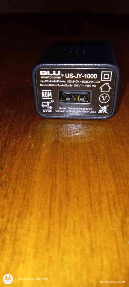 Blu Brand G33 Cellphone - Pelham, Alabama - FleaMarketBay