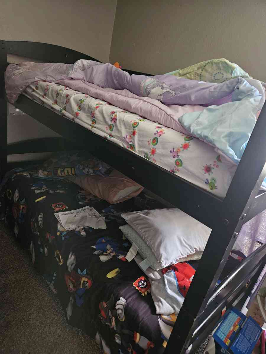 mainstays twin bunk beds - El Paso, Texas - FleaMarketBay