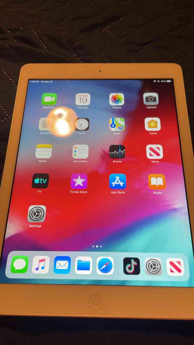 iPad Air gen1 2018 - Las Vegas, Nevada - FleaMarketBay
