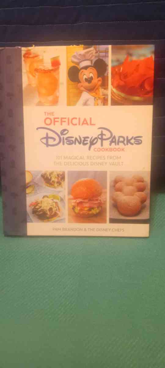 The Official Disney Parks Cookbook - Dallas, Georgia
