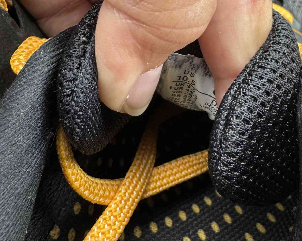 Nike Steelers Pegasus 40 Sneakers Mens - Freeland, Pennsylvania - FleaMarketBay