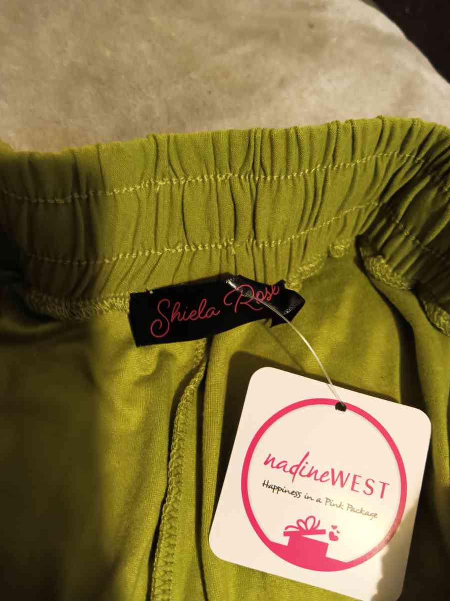 Pants Green - Louisville, Kentucky - FleaMarketBay