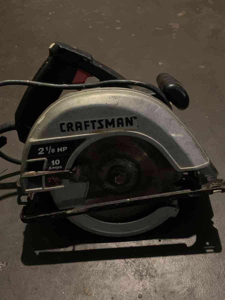 Craftsman circular saw  7 and 1 4th 120v - Erie, Pennsylvania - FleaMarketBay