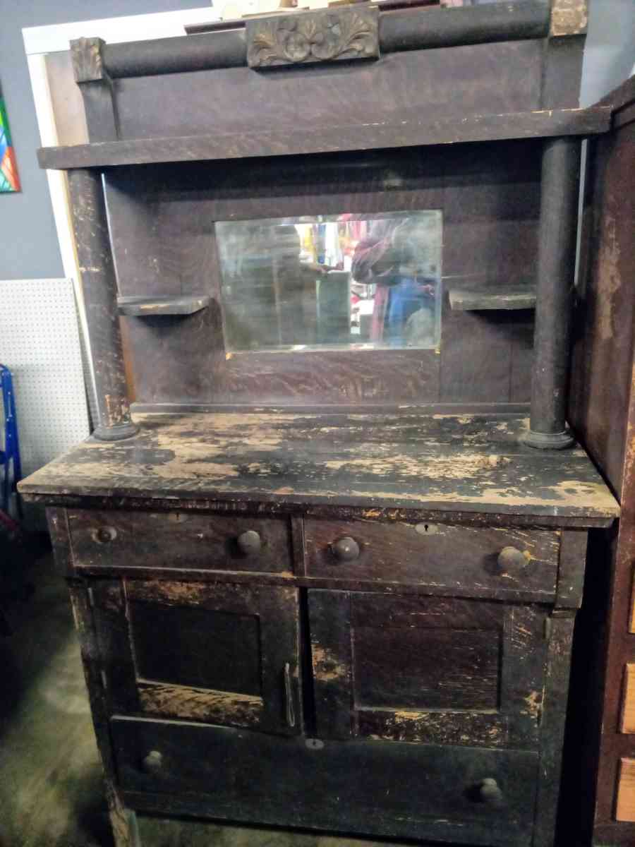 antique furniture - Savannah, Georgia - FleaMarketBay