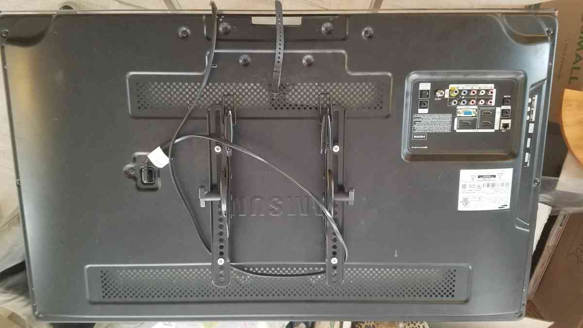 Samsung  TV - Canton, Ohio - FleaMarketBay