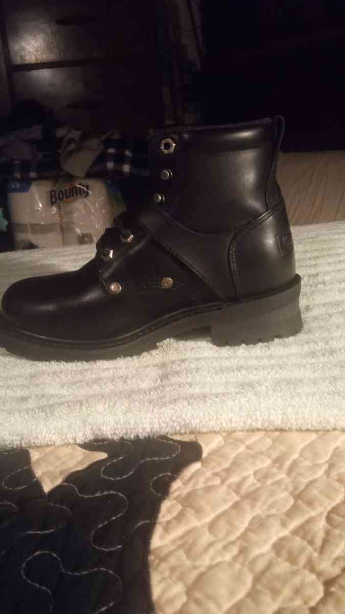 Womans Harley Davidson Boots - Harriman, Tennessee - FleaMarketBay