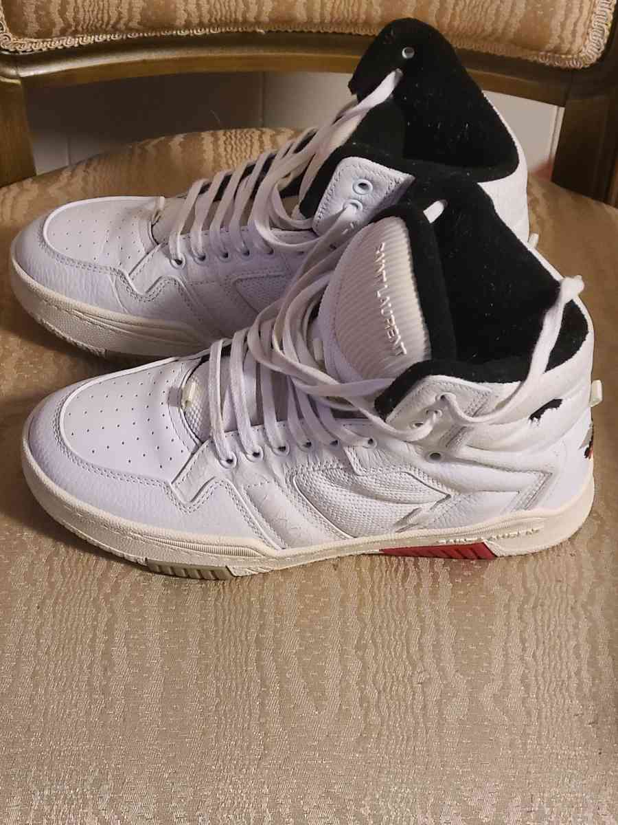 sneakers Saint Laurentiis - Eatontown, New Jersey - FleaMarketBay