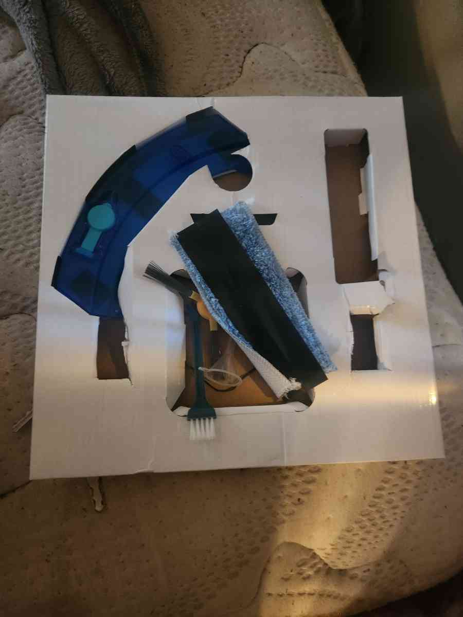 3 in 1 vacuum and mop robot - Greenville, South Carolina - FleaMarketBay