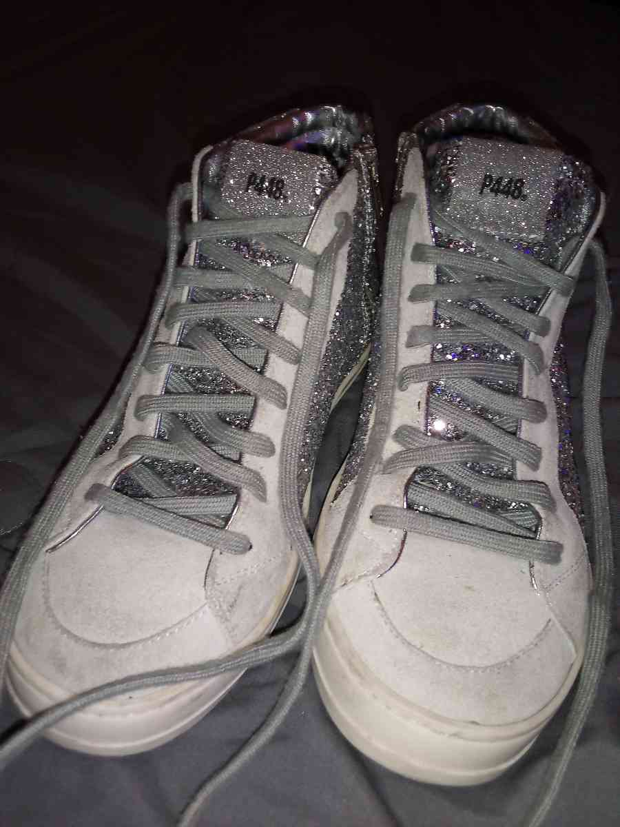 P448 girls skate shoes - North Port, Florida