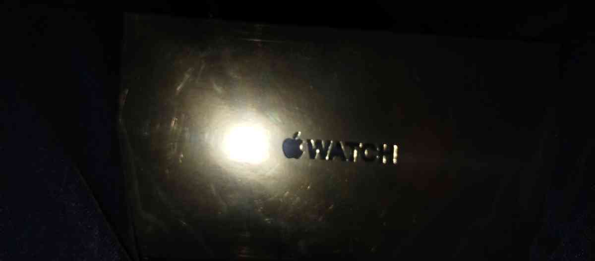 new Apple Ultra 2 Gold Edition smartwatch - Las Vegas, Nevada - FleaMarketBay