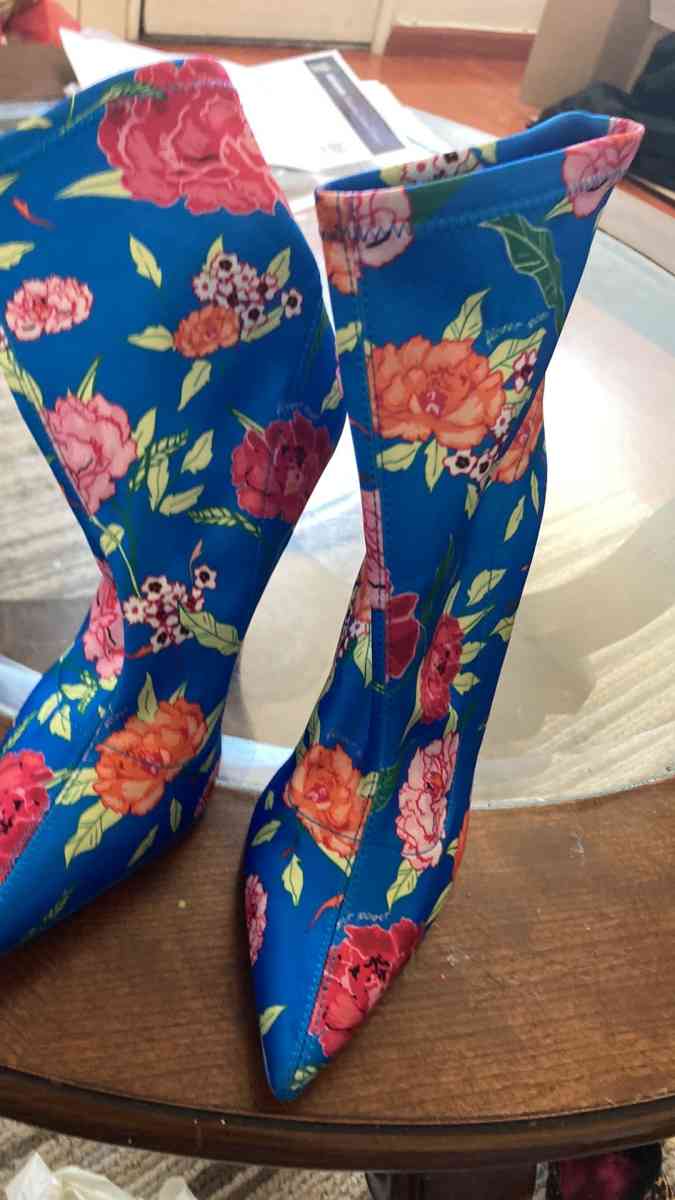 heels - Riverside, California - FleaMarketBay