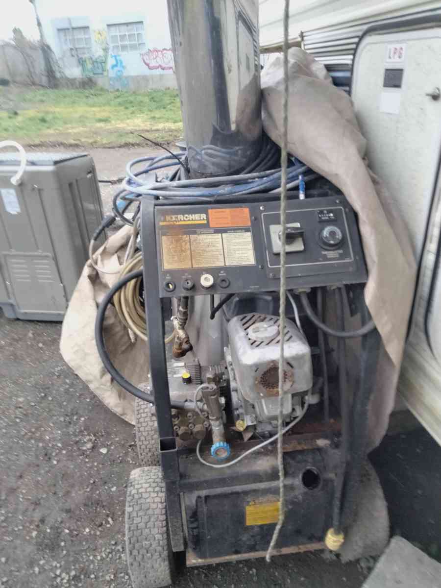 karcher 3000 pressure washer - Puyallup, Washington - FleaMarketBay