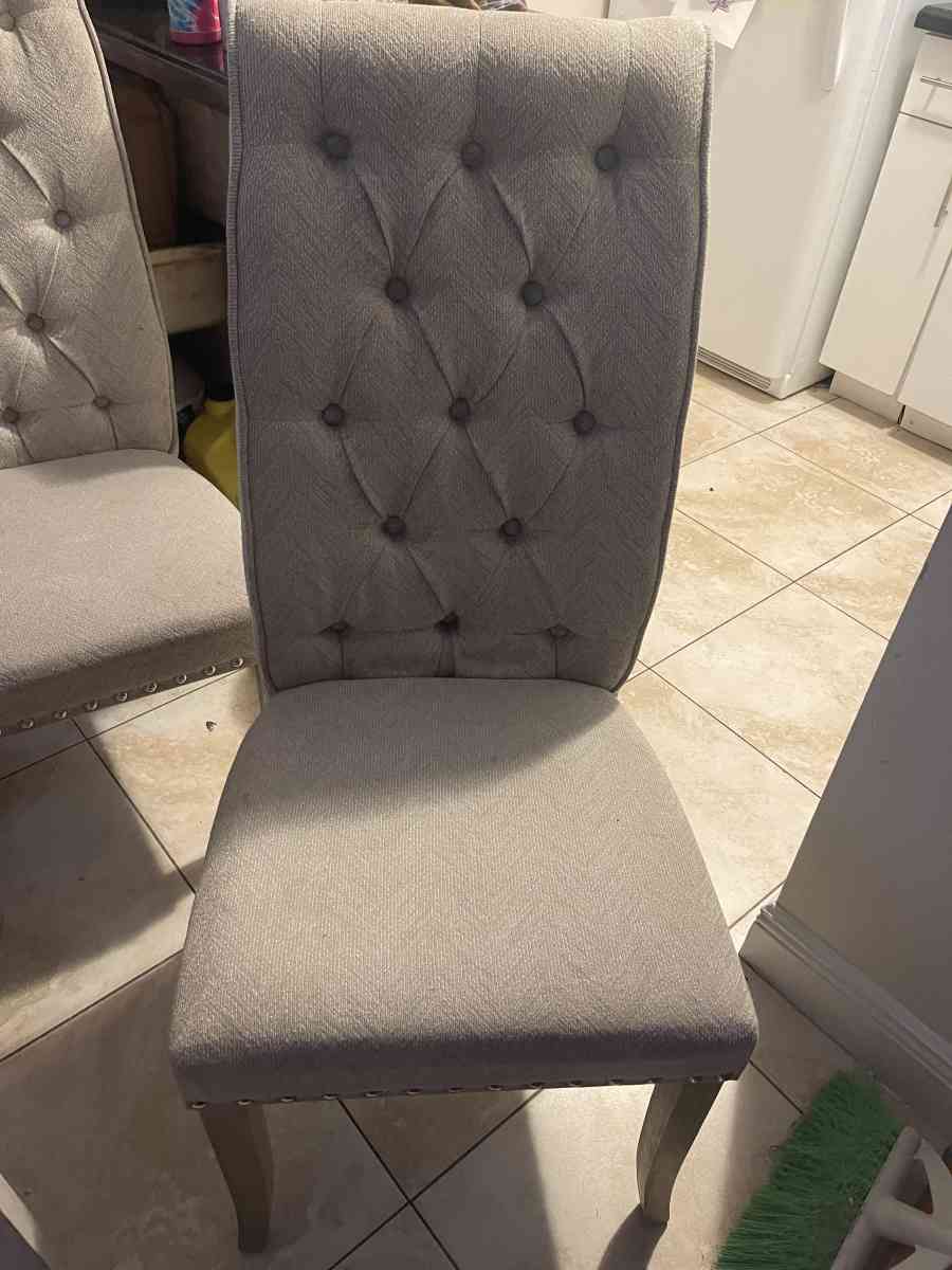 dining chairs - Fort Lauderdale, Florida - FleaMarketBay