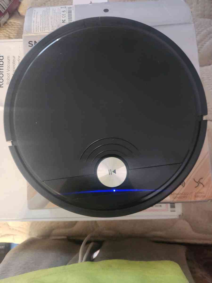 3 in 1 vacuum and mop robot - Greenville, South Carolina - FleaMarketBay