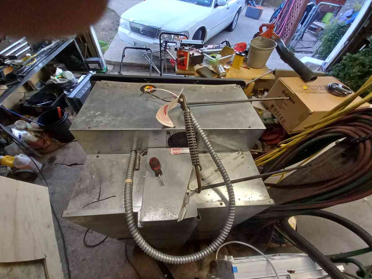 30  GE Electric Stacked range ovens - Grand Prairie, Texas - FleaMarketBay