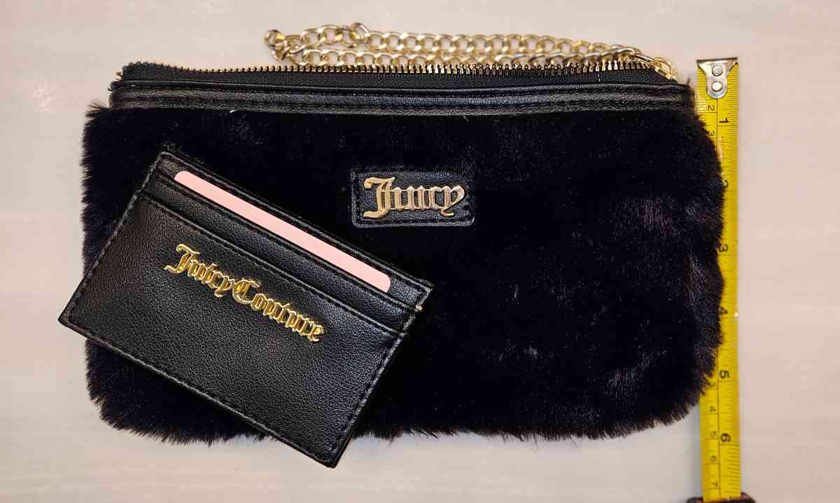 Juicy Couture Wristlet with Small Wallet - Houston, Texas - FleaMarketBay
