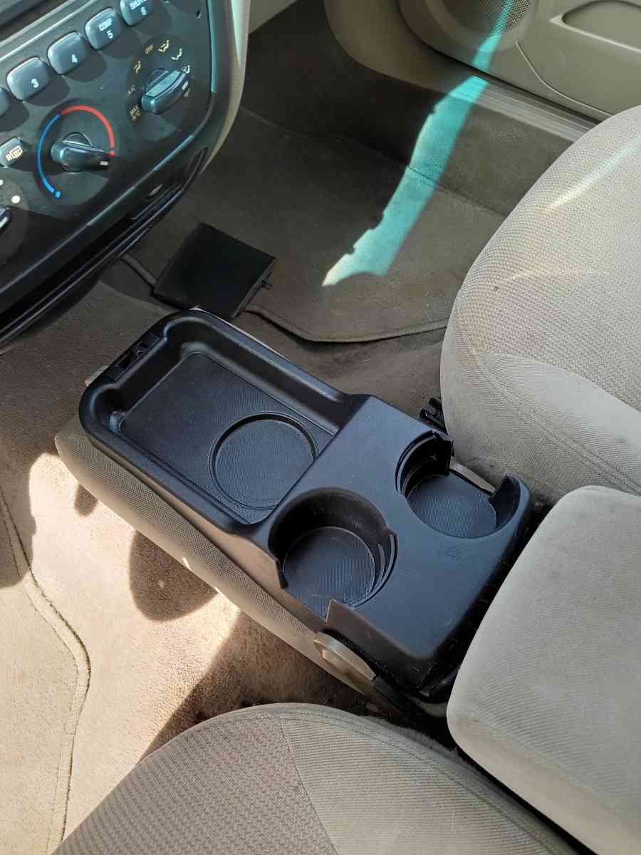 2002 Ford Taurus - Auburn, Indiana - FleaMarketBay