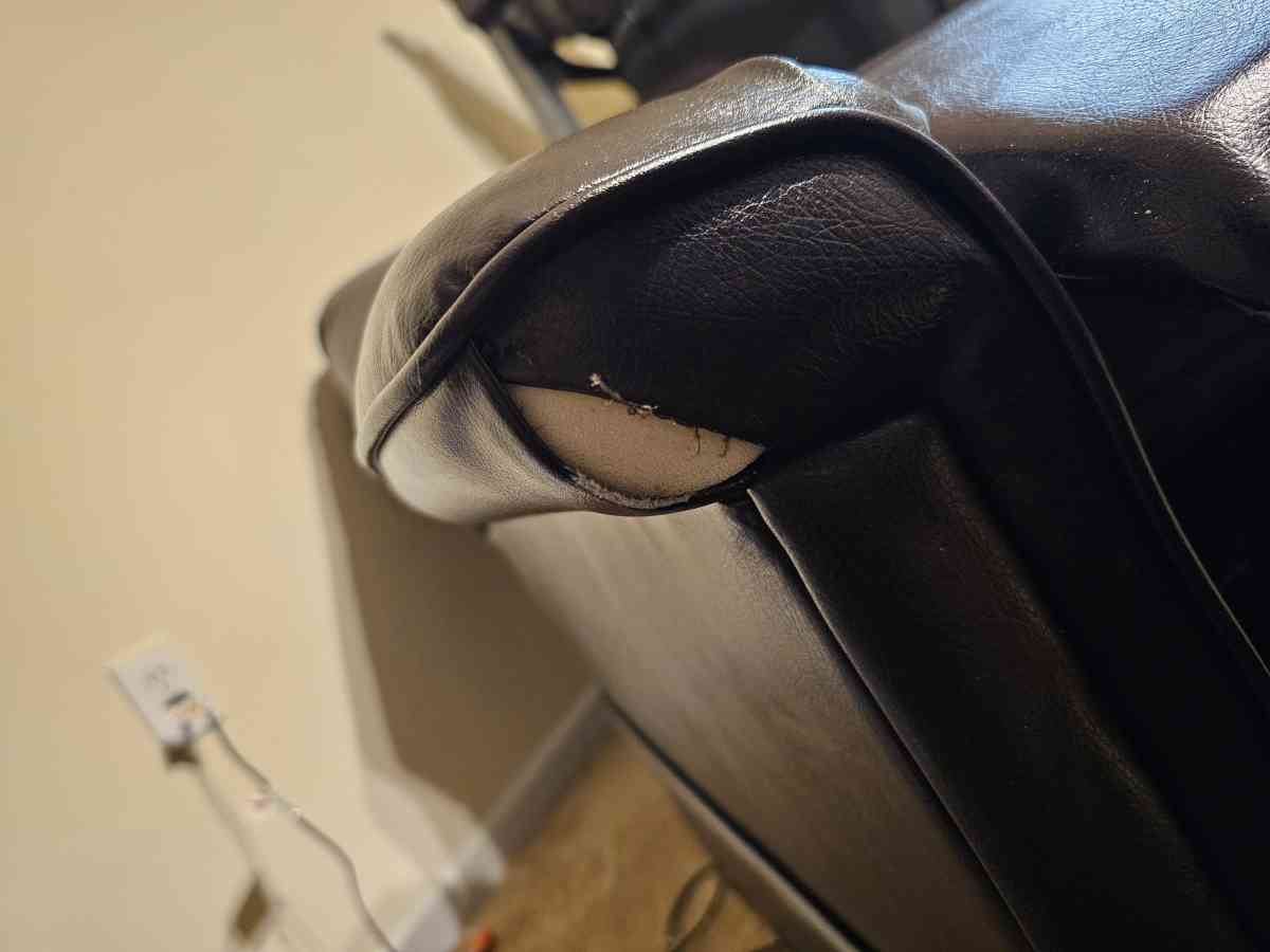 Remote Control lift Chair Recliner - Rockingham, North Carolina