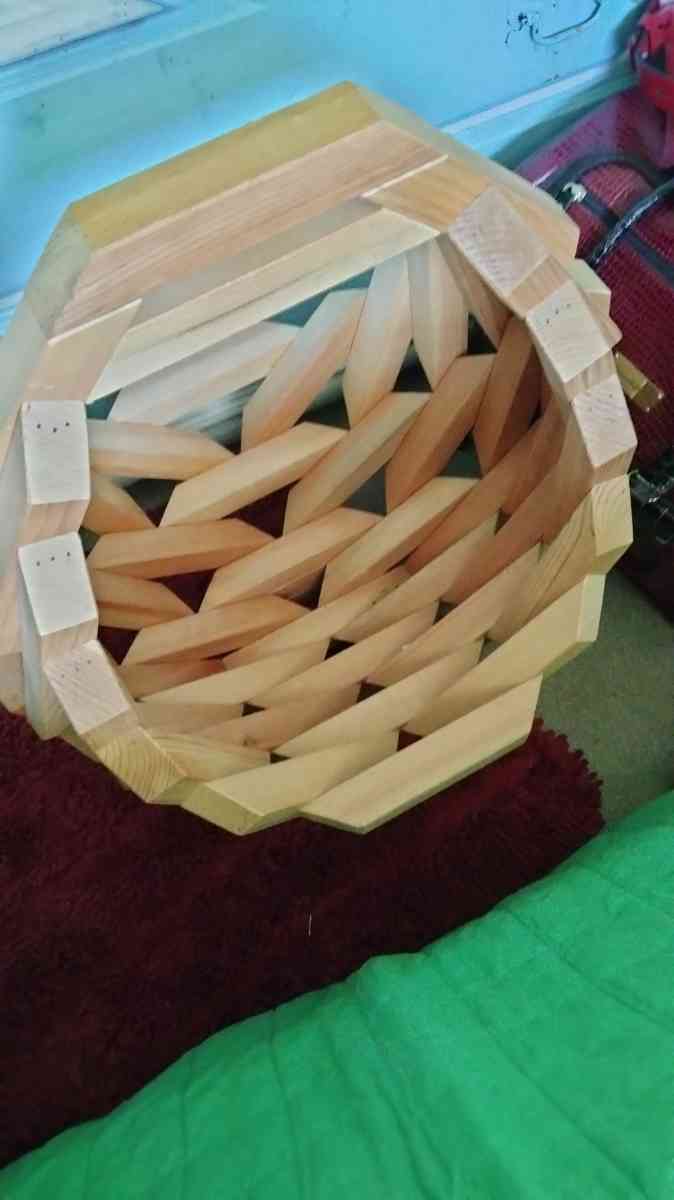 hand made plant holder - Catasauqua, Pennsylvania