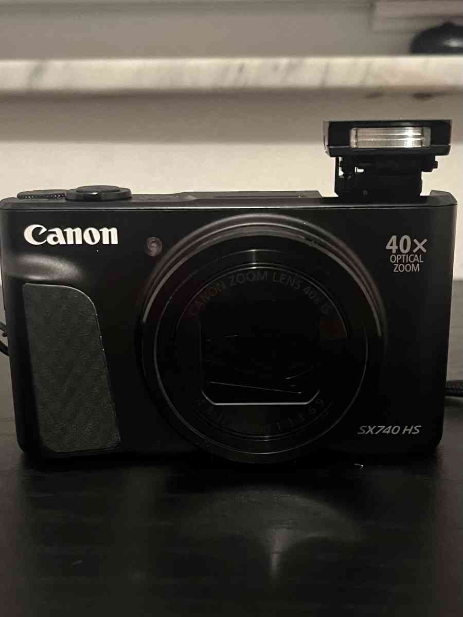 Canon Poweshot sx740hs - Fort Lauderdale, Florida - FleaMarketBay