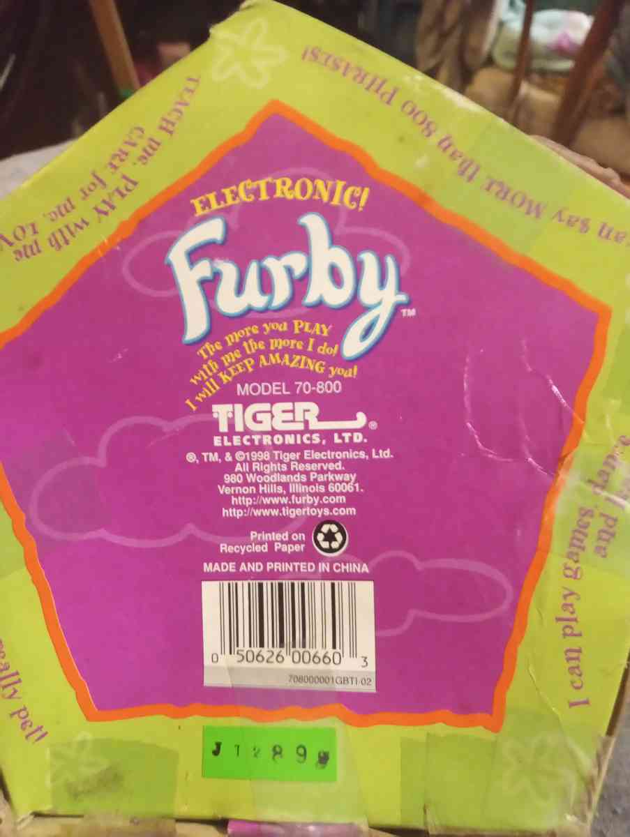Furby 1998 never been used still in box never played with - Fayetteville, North Carolina - FleaMarketBay