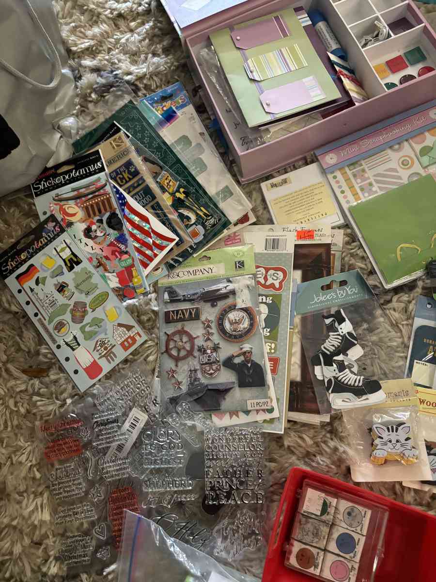 scrapbooking supplies - Saint Petersburg, Florida - FleaMarketBay