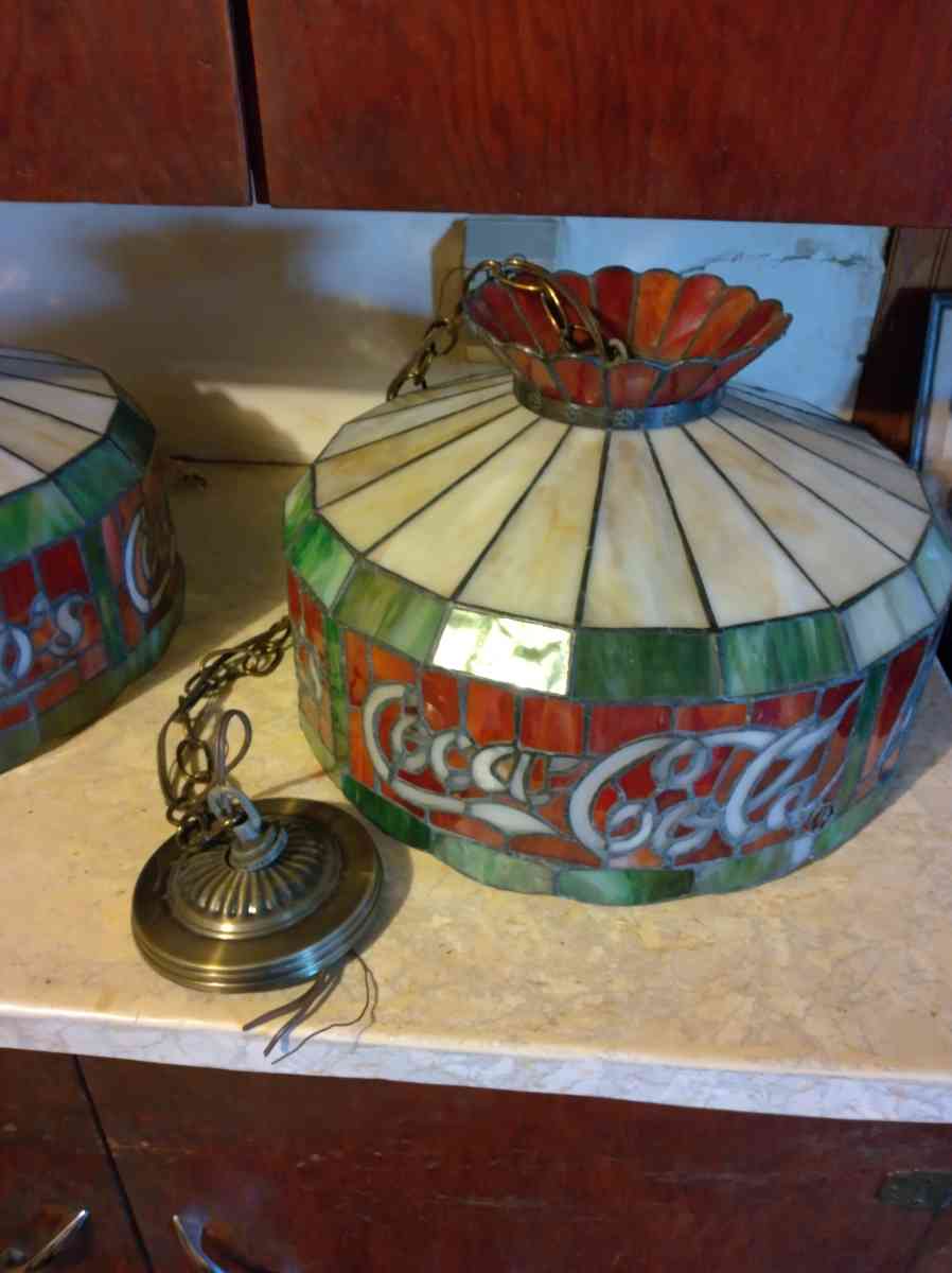 bellacinos Tiffany hanging lamps - Adair, Oklahoma - FleaMarketBay