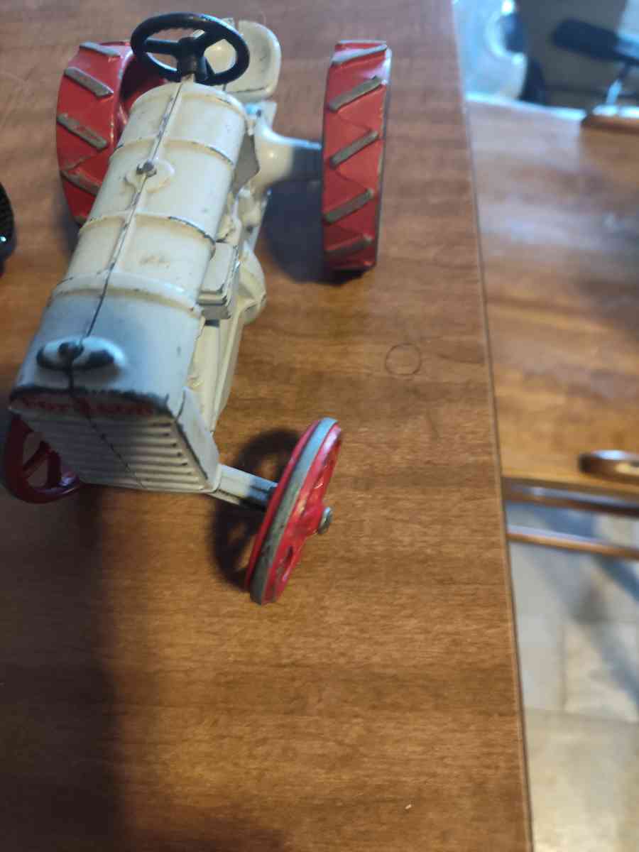 old cracker - Albin, Wyoming - FleaMarketBay