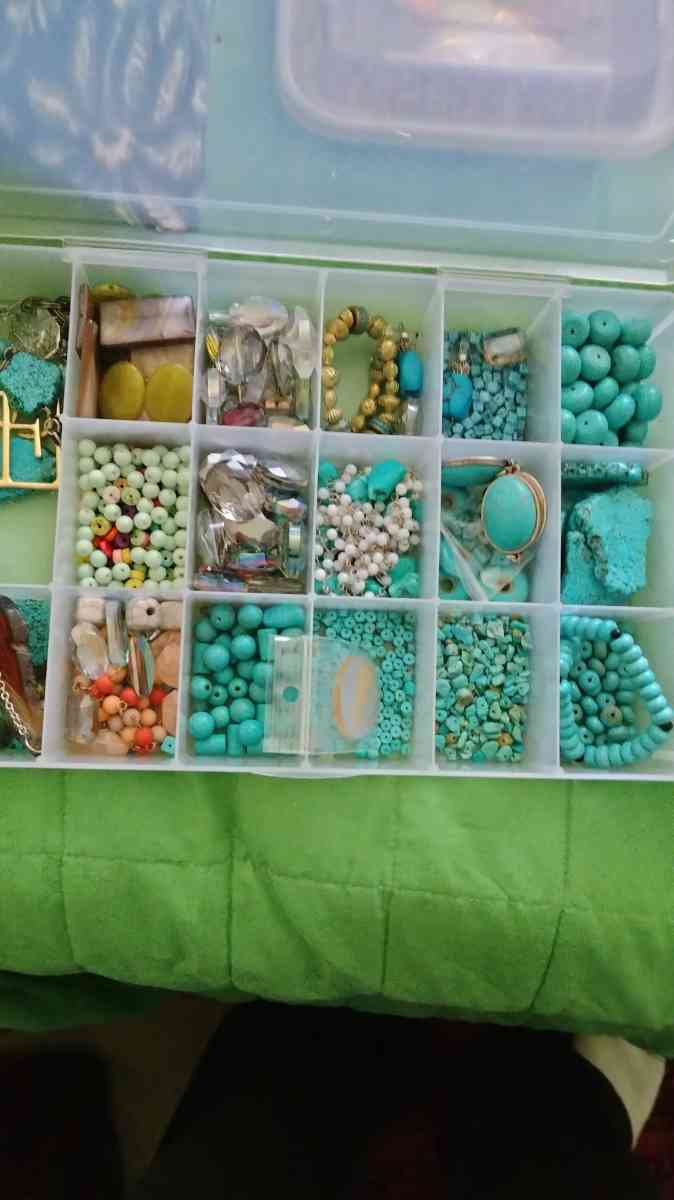 lots of gems and stones to make jewelry - Catasauqua, Pennsylvania