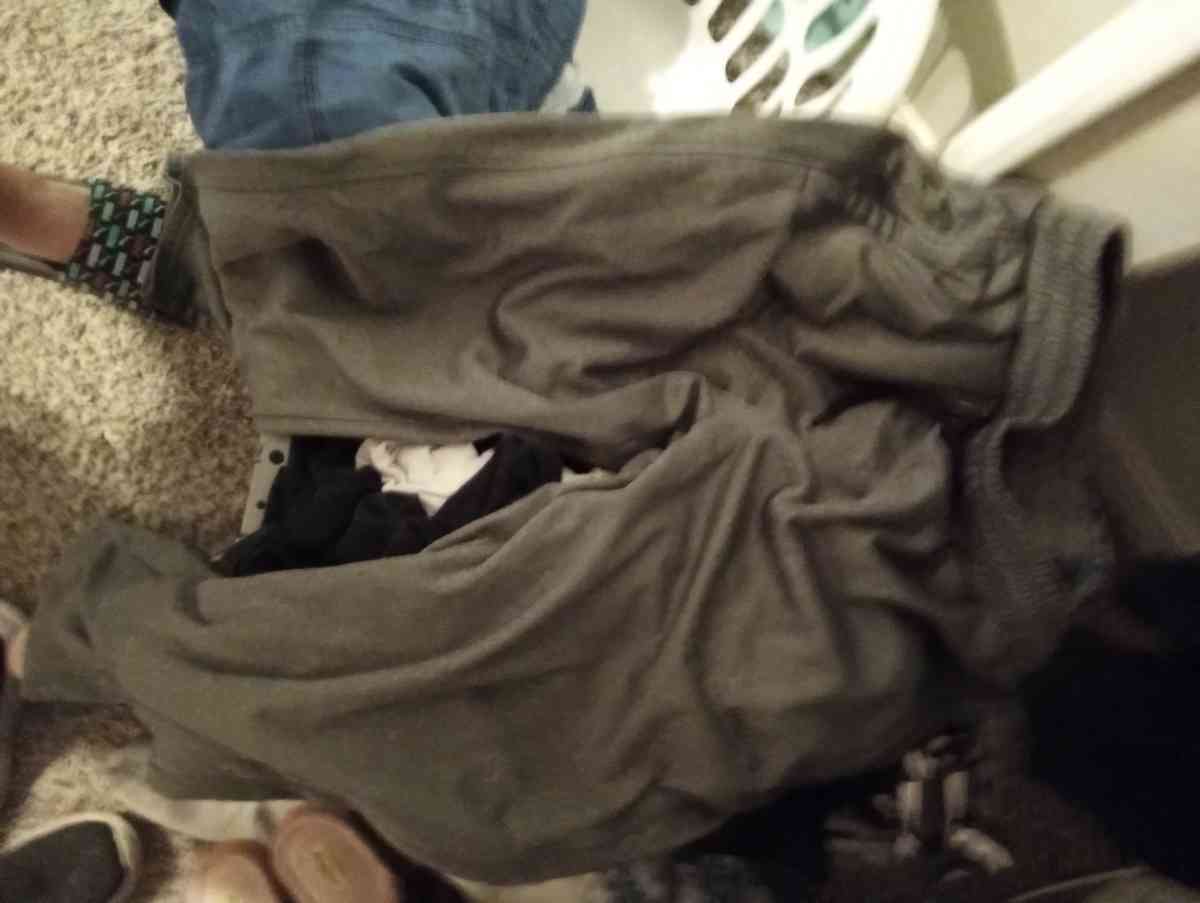 bucket full of gently worn clothing items size med to lrg - Tulsa, Oklahoma - FleaMarketBay