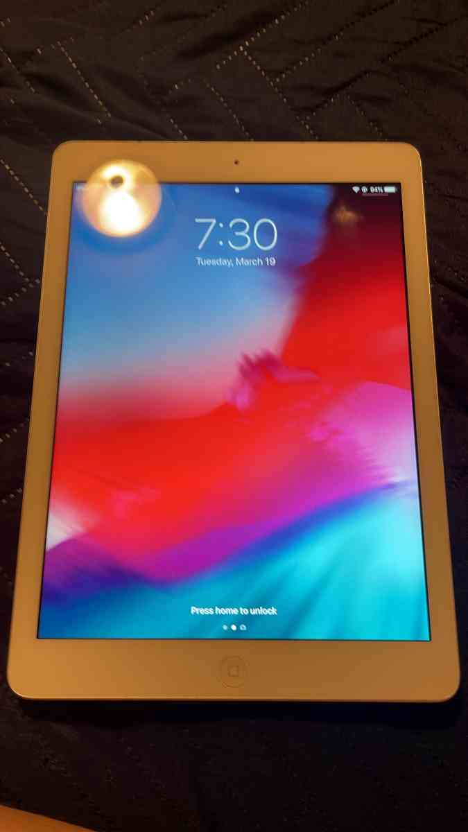 iPad Air gen1 2018 - Las Vegas, Nevada - FleaMarketBay