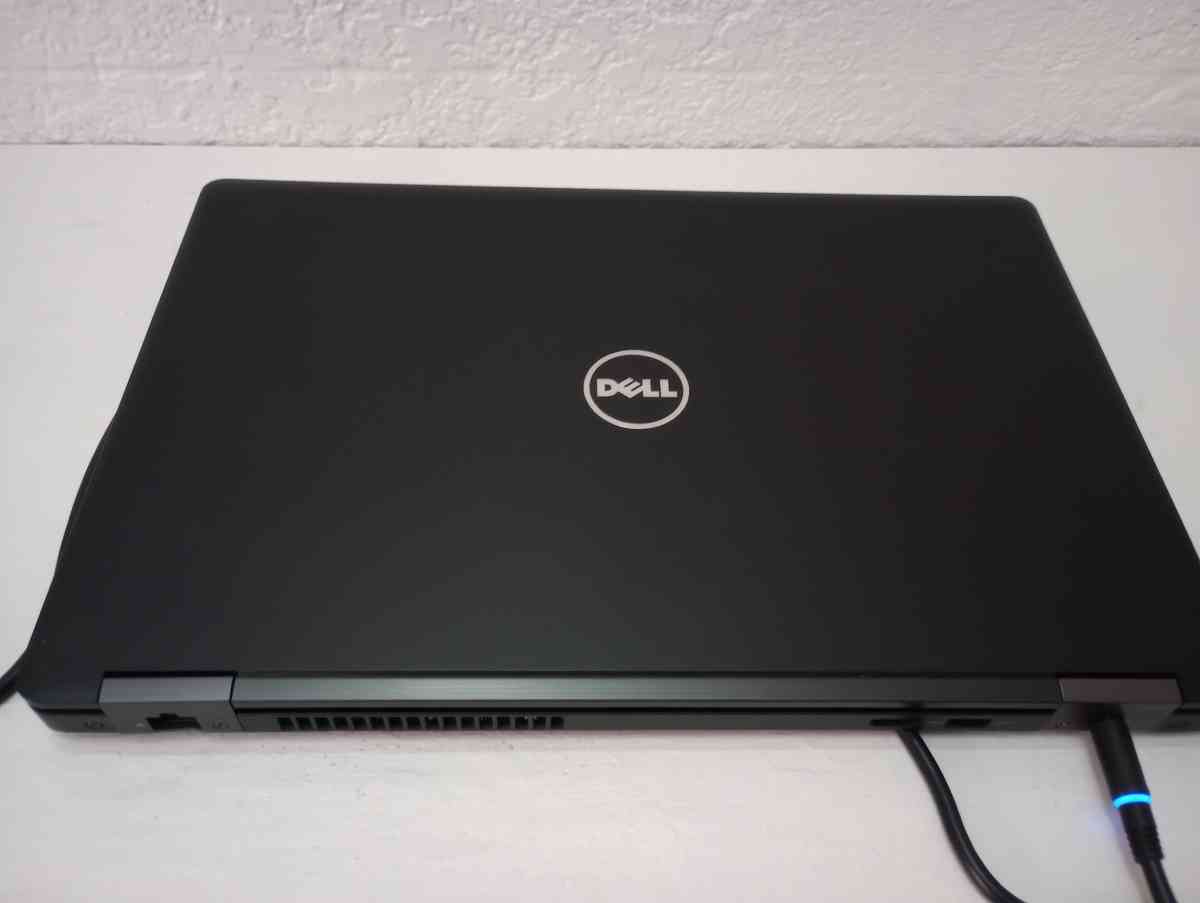 latitude 5580 not battery adapter included so you can still - Pomona, California