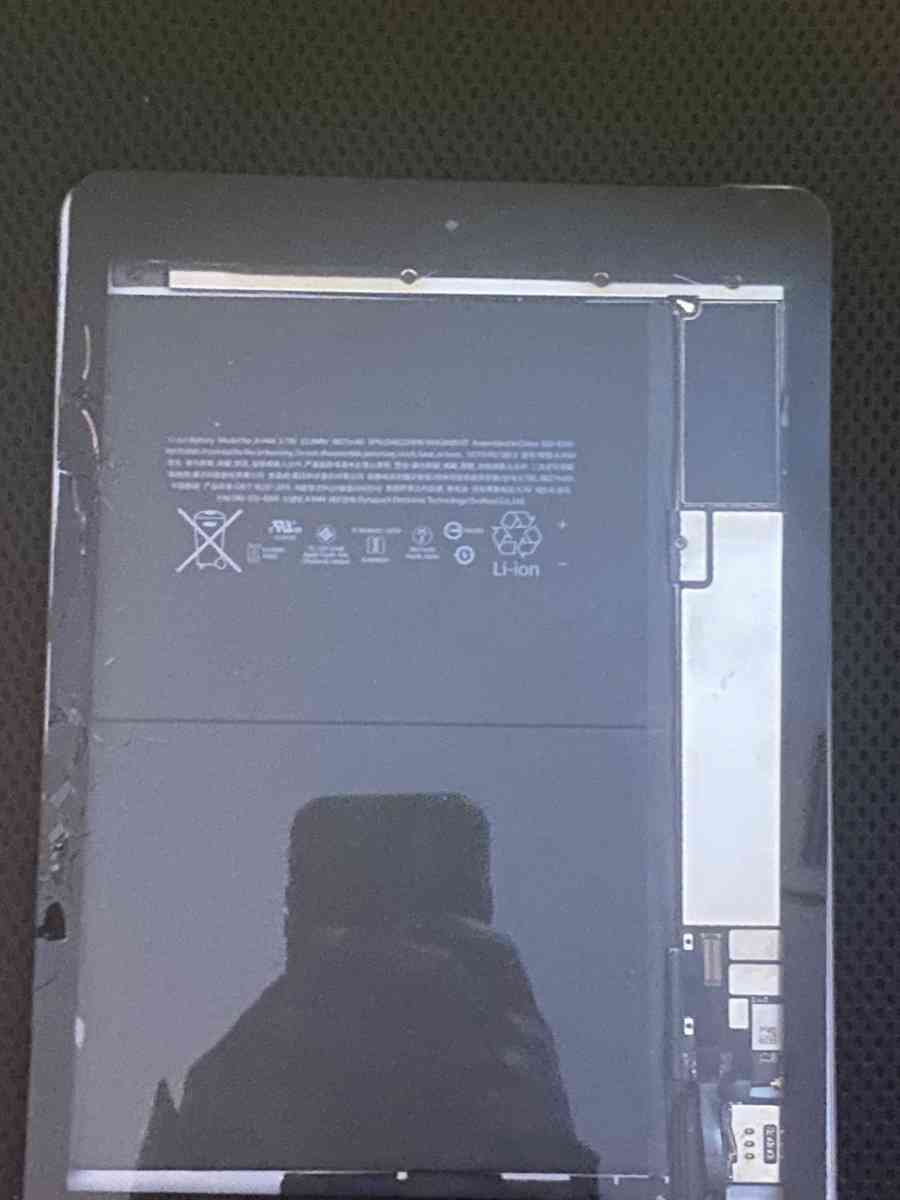 Apple IPad for Parts - Atlanta, Georgia