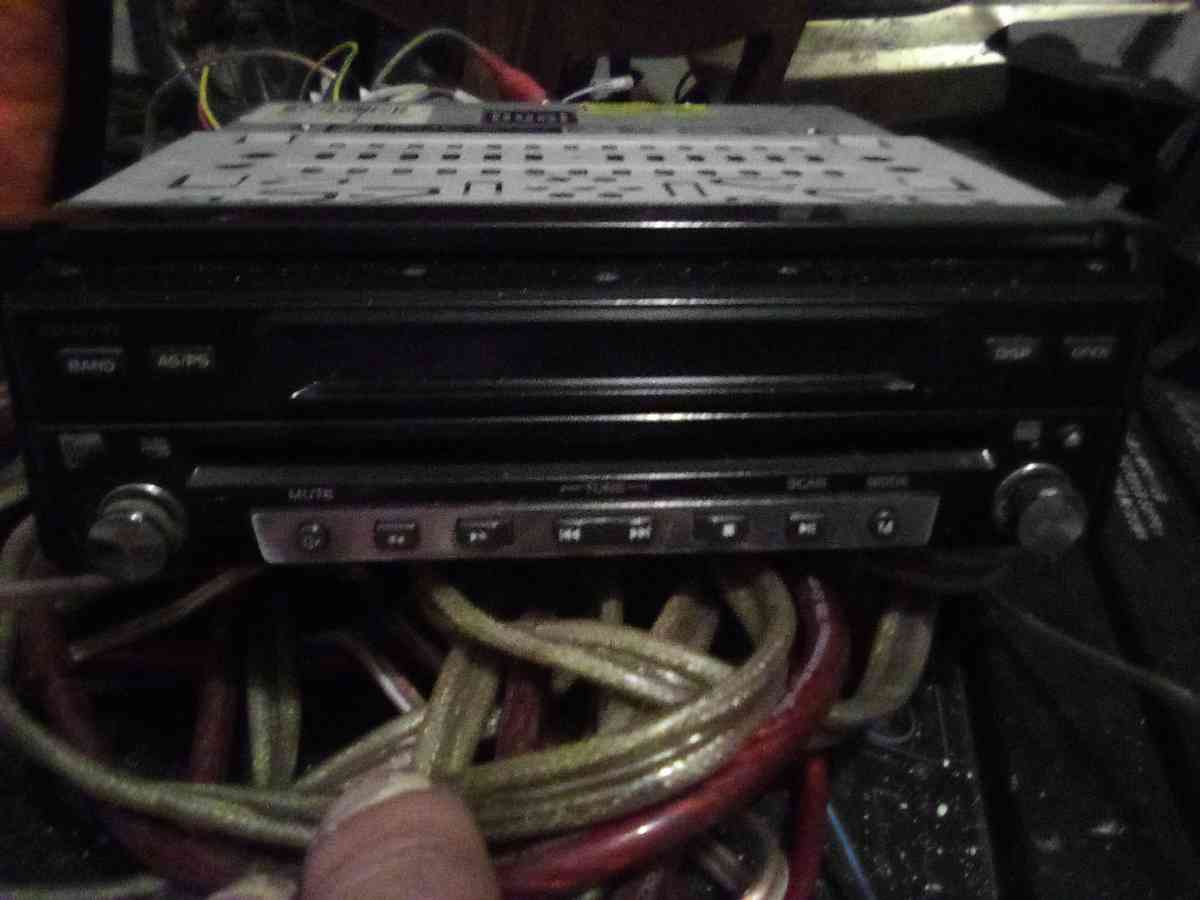 Orion 600 watt legacy and dual flip up radio - Dayton, Ohio - FleaMarketBay