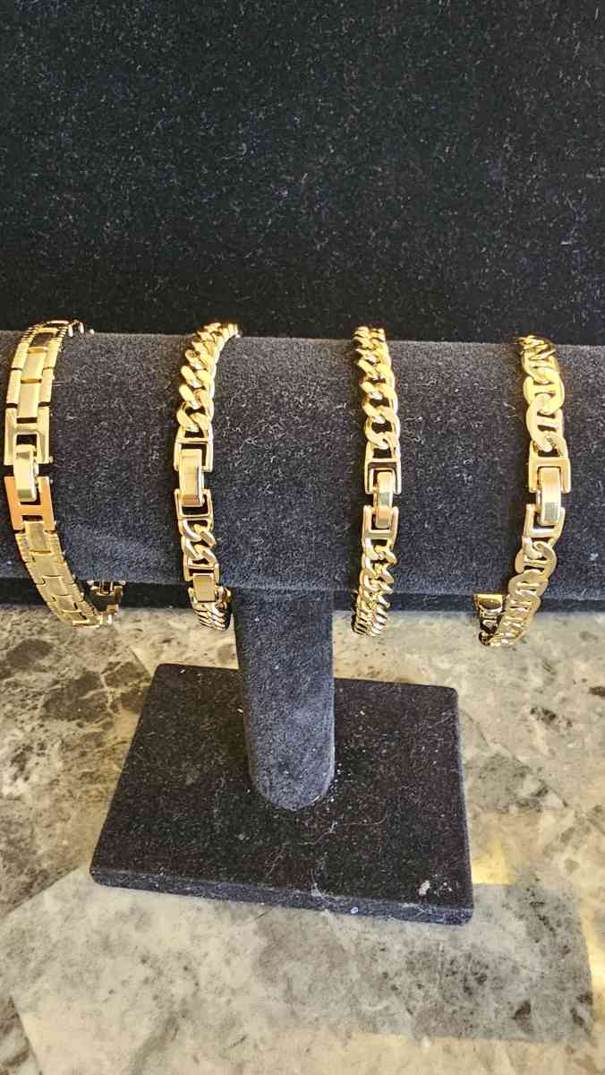 bracelet 8 inch - Rochester, New York - FleaMarketBay