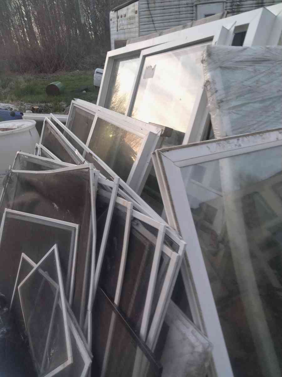 argon gas window sliding doorfront bay window small bathroom - Puyallup, Washington