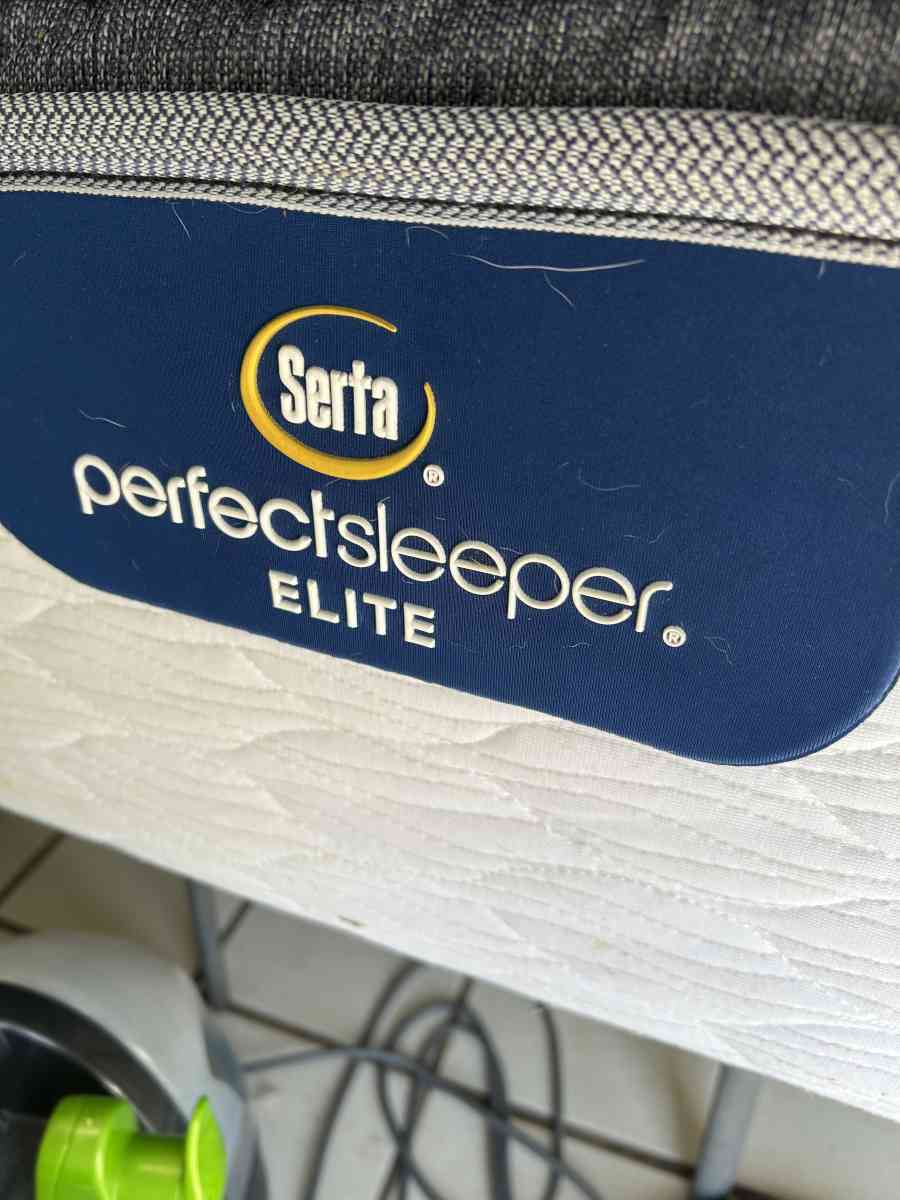 Serra Queen used as guest bed since Oct Moving and cant take - Sylva, North Carolina - FleaMarketBay