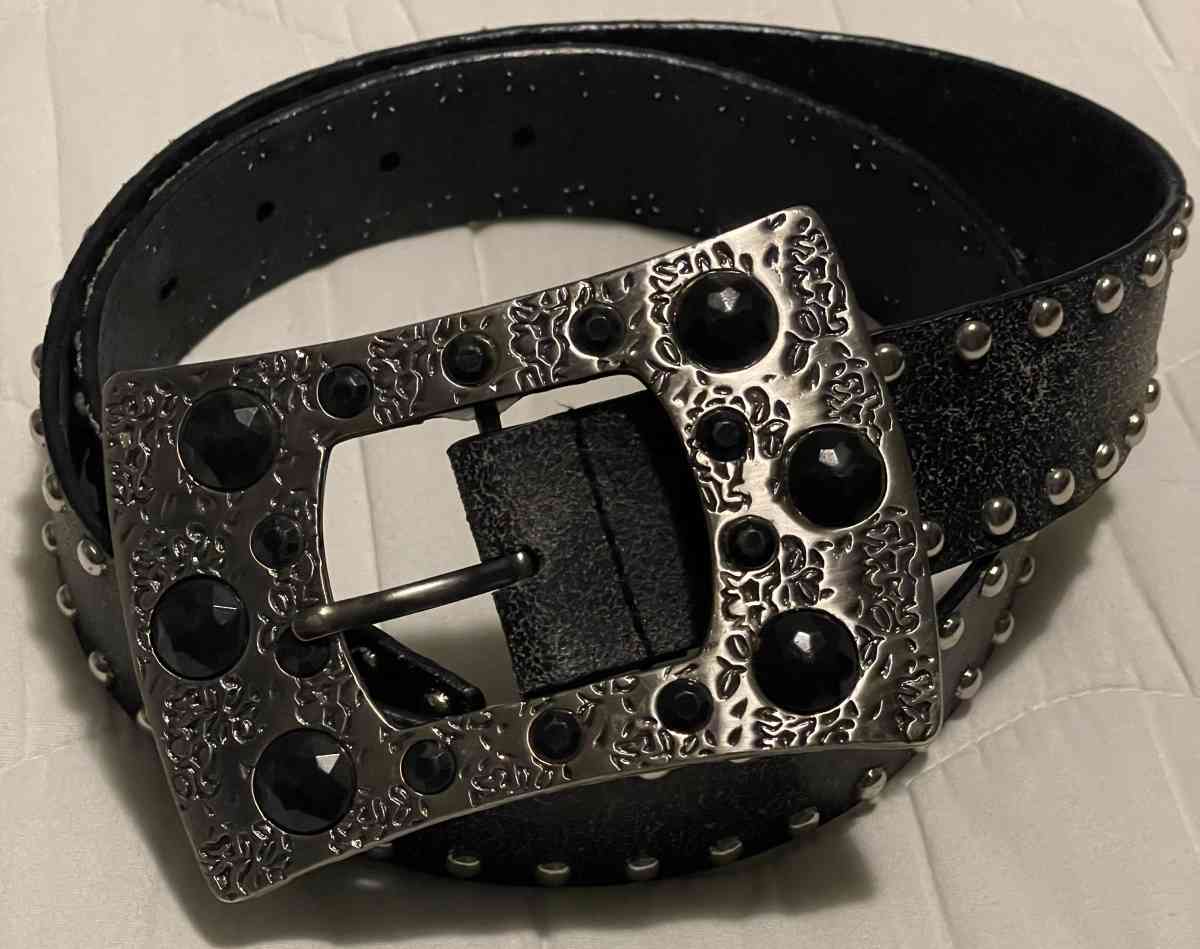 Buckle brand belt womens size small