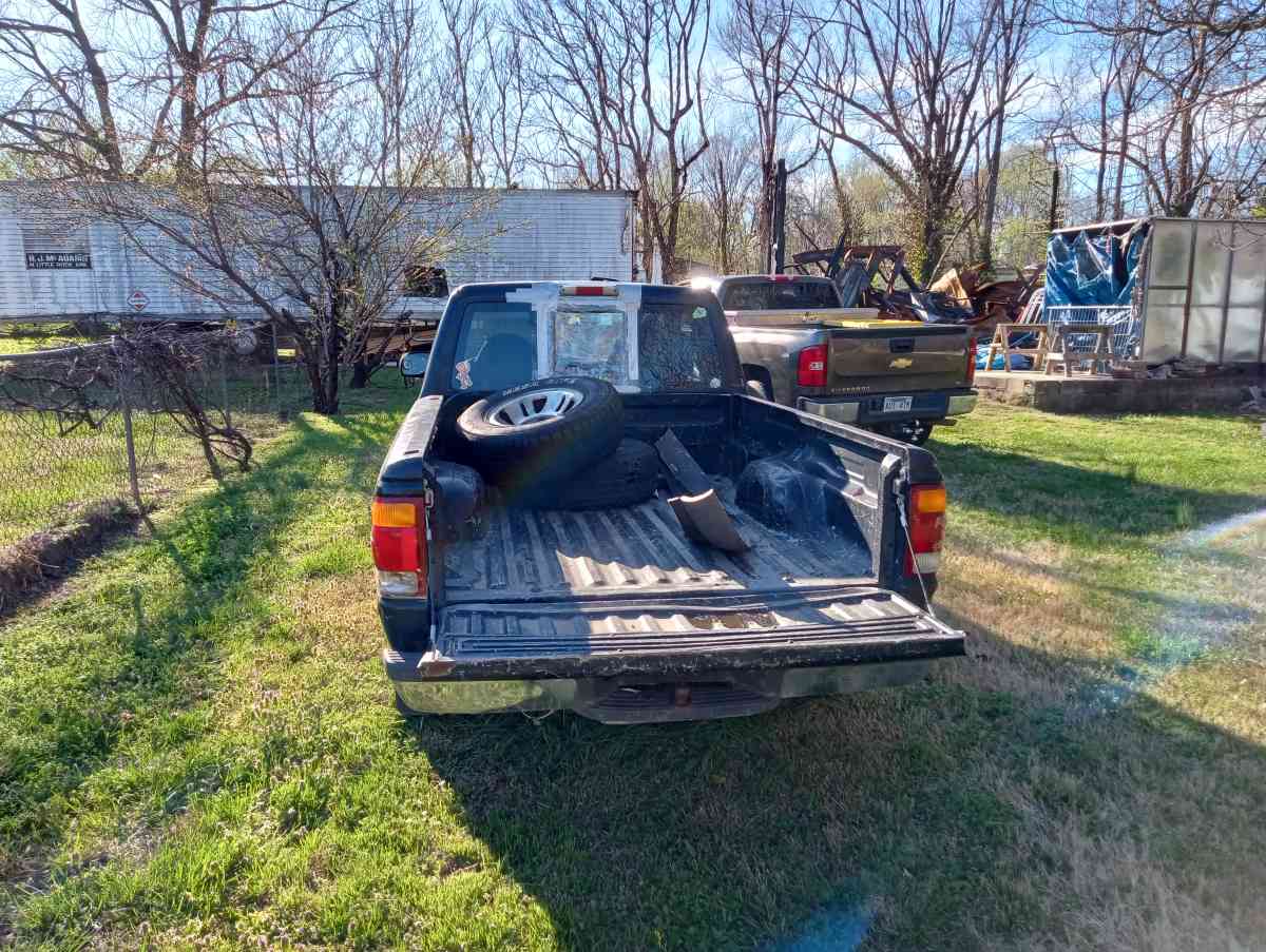 96 Ford ranger 2wd - Springdale, Arkansas - FleaMarketBay