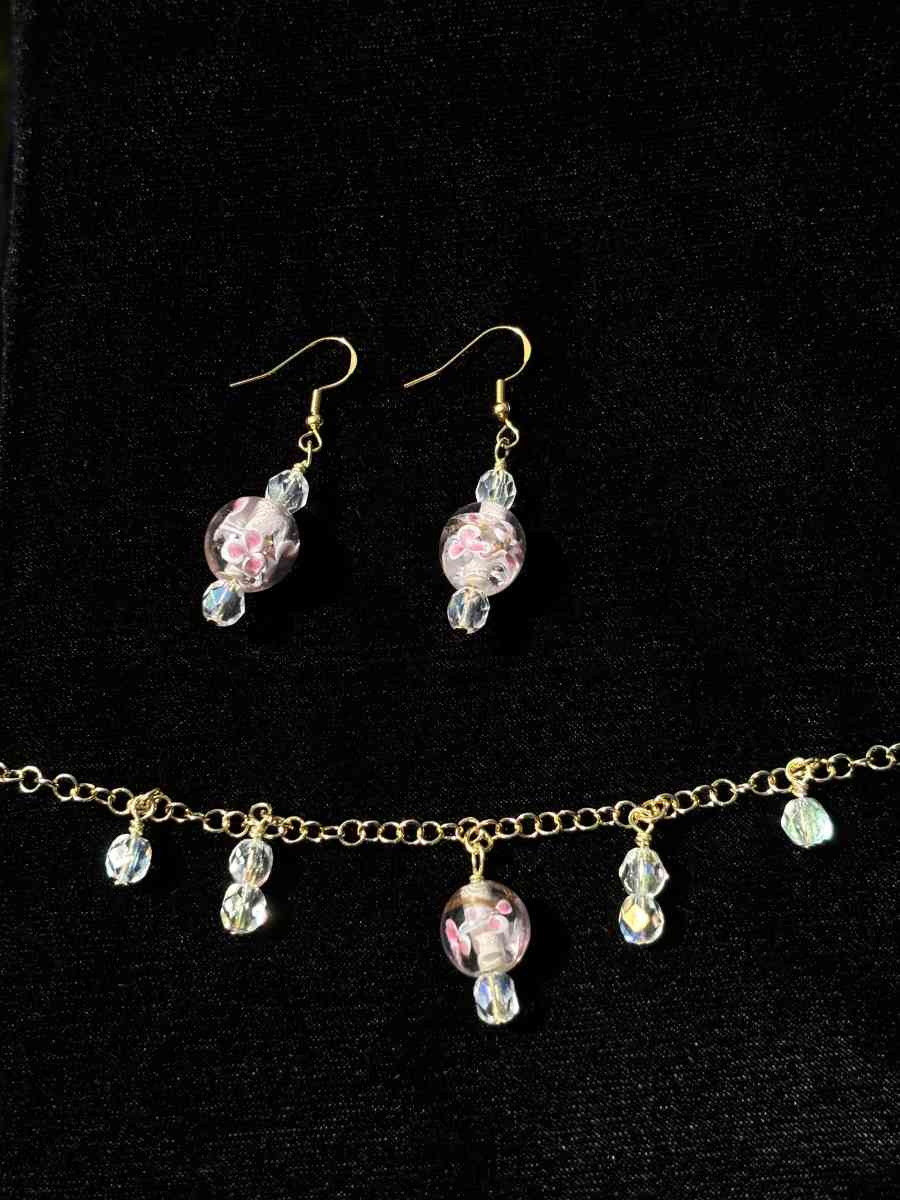 handmade necklace and earring set - Tehachapi, California